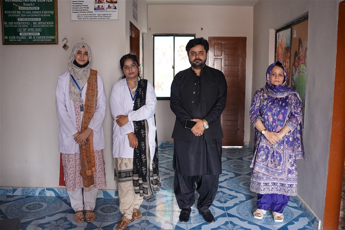 Branch-2 team in the corridor of the Qasimabad centre